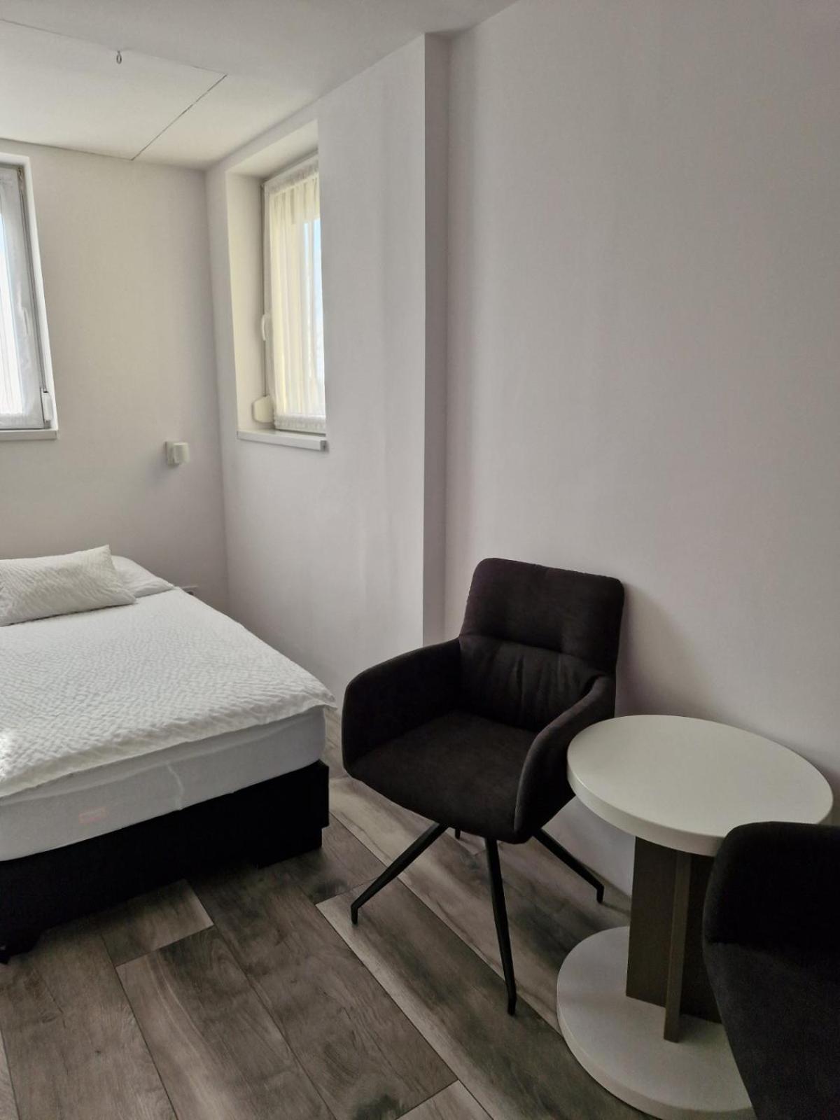 Nefelejcs Vendégház Gödöllő Exterior foto