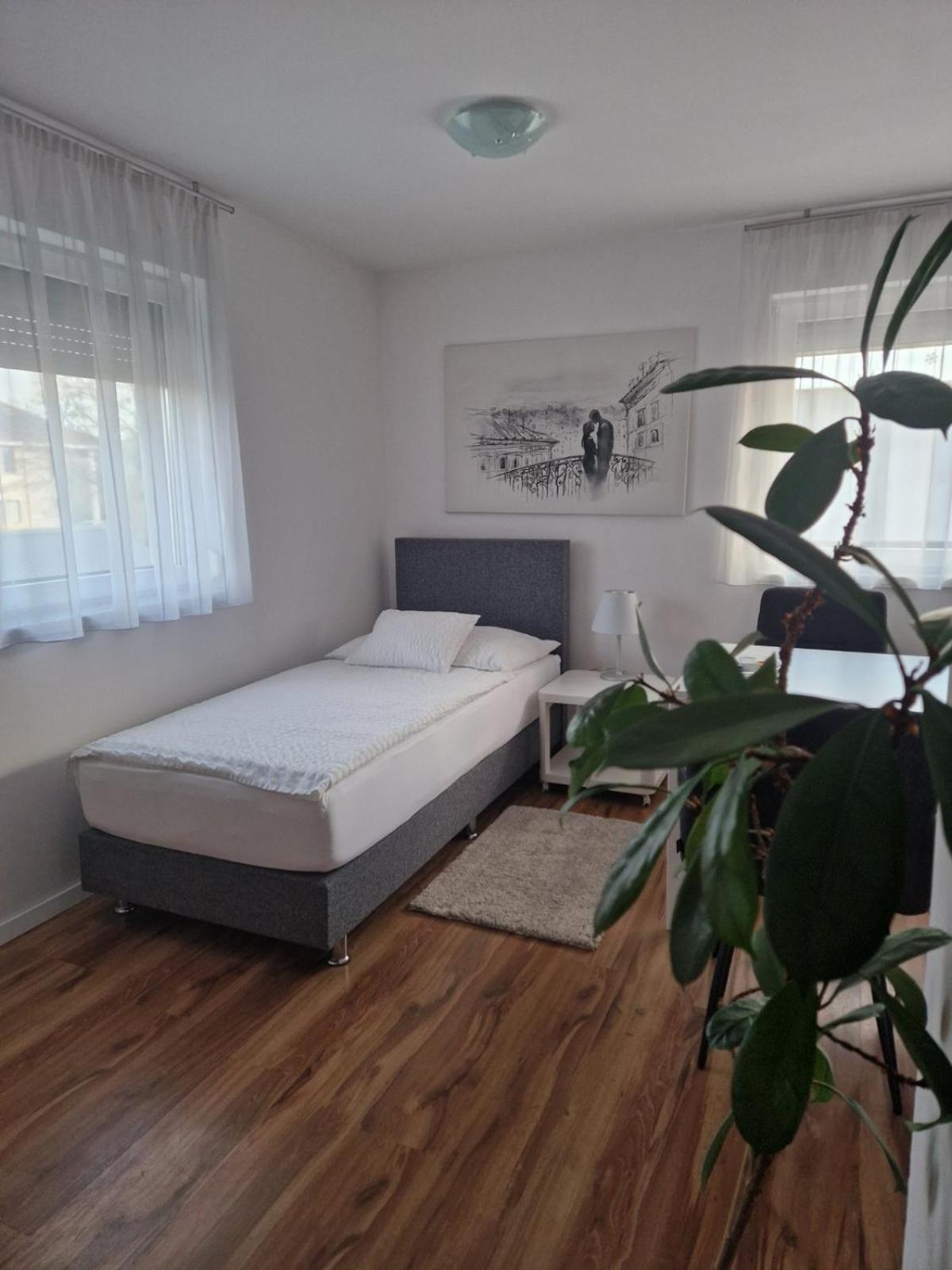Nefelejcs Vendégház Gödöllő Exterior foto